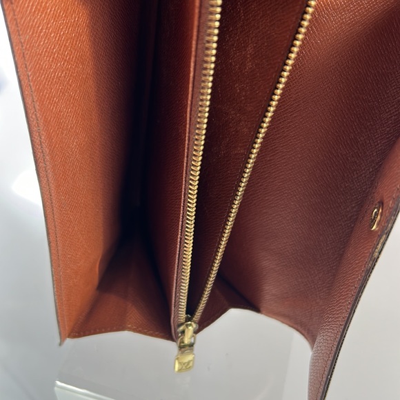 LOUIS VUITTON Louis Vuitton Sara Leather Brown Wallet Monogram - Picture 3 of 14
